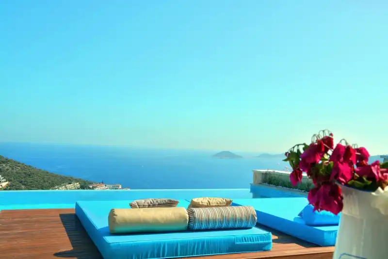 Изображение Вилла со стильным дизайном и с видом на море в городе Каш